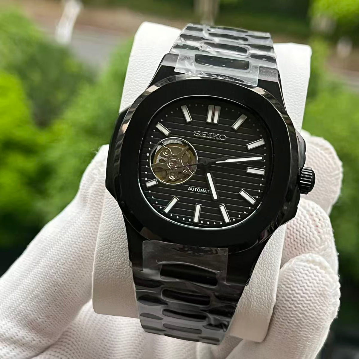 Nautiko | Full Black Open Heart